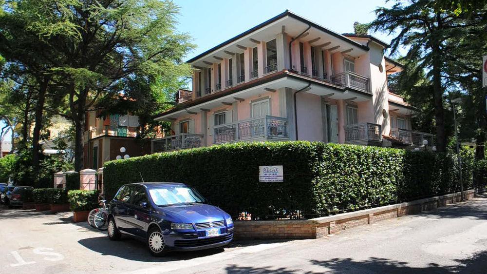 Residenza Villa Lidia Риччоне Экстерьер фото
