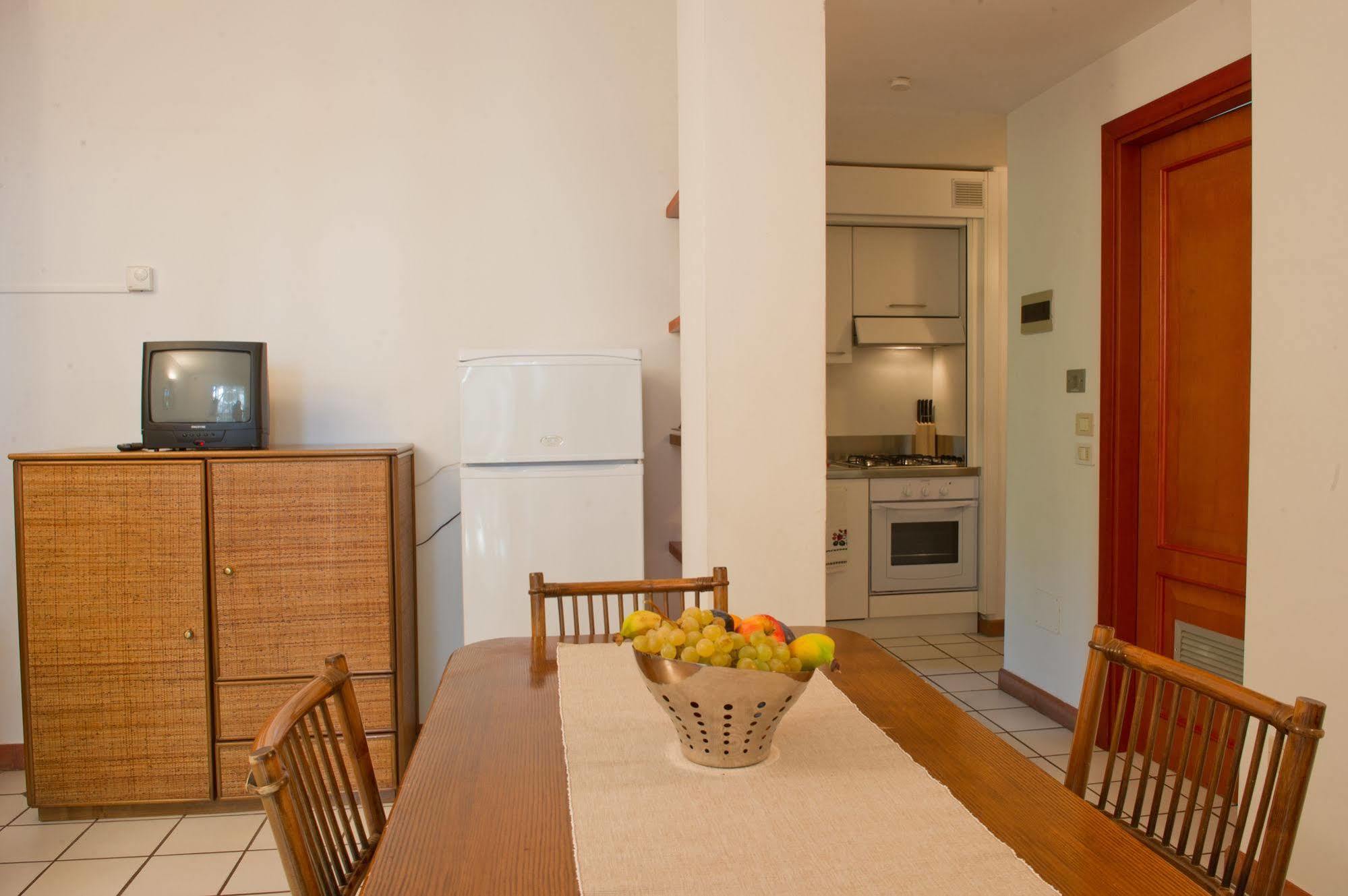 Residenza Villa Lidia Риччоне Экстерьер фото